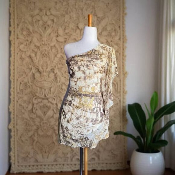 MUlTI TAN OFF THE SHOULDER DRESS - Picture 1 of 3